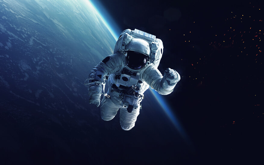 Astronaut im Weltall