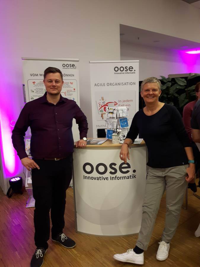 oose-Trainer und Agile-Experten: Tina Busch und Jan Rosburg bei der Manage Agile 2018